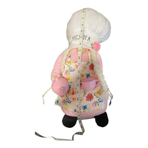 Floral Chef Doll with Pink Teapot - Picture 5 of 6
